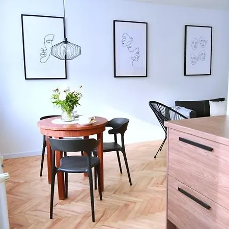 Syberka Apartment *